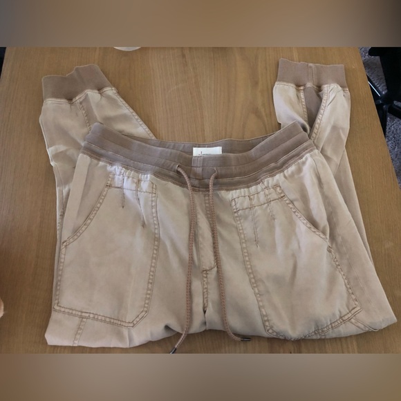 By Anthropologie|The Nomad Joggers in Tan Lyocell,Boho Cargo Pants•••Size large - Picture 11 of 16